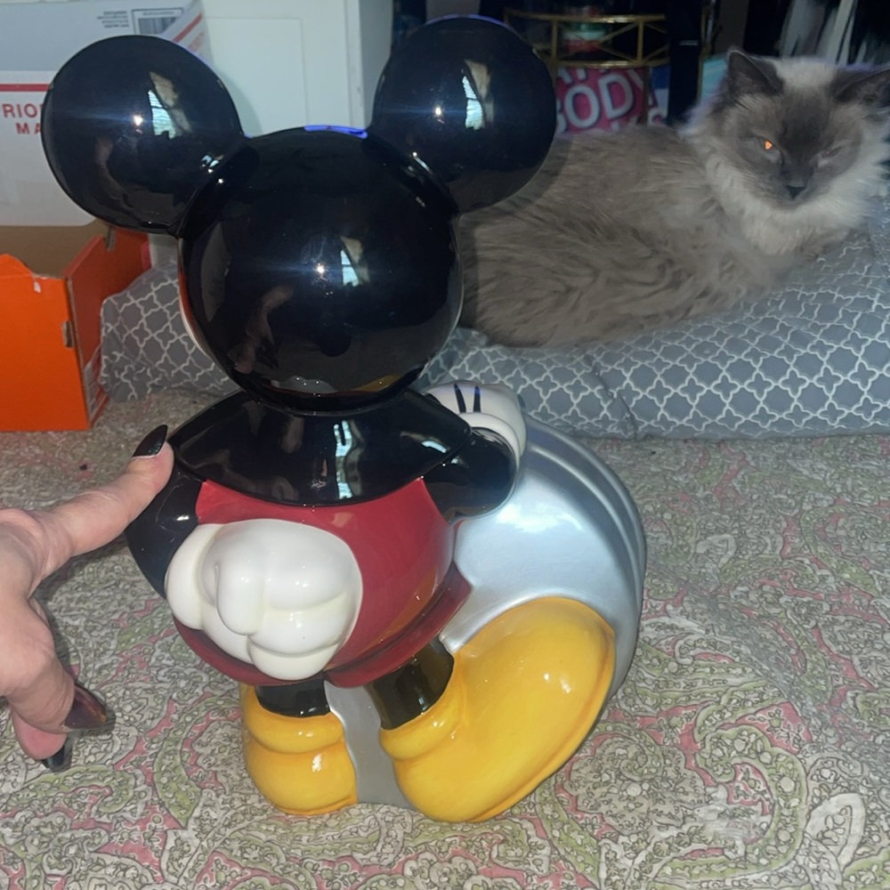Disney Classic Mickey Mouse 2 piece ceramic cookie jar - Picture 2 of 7